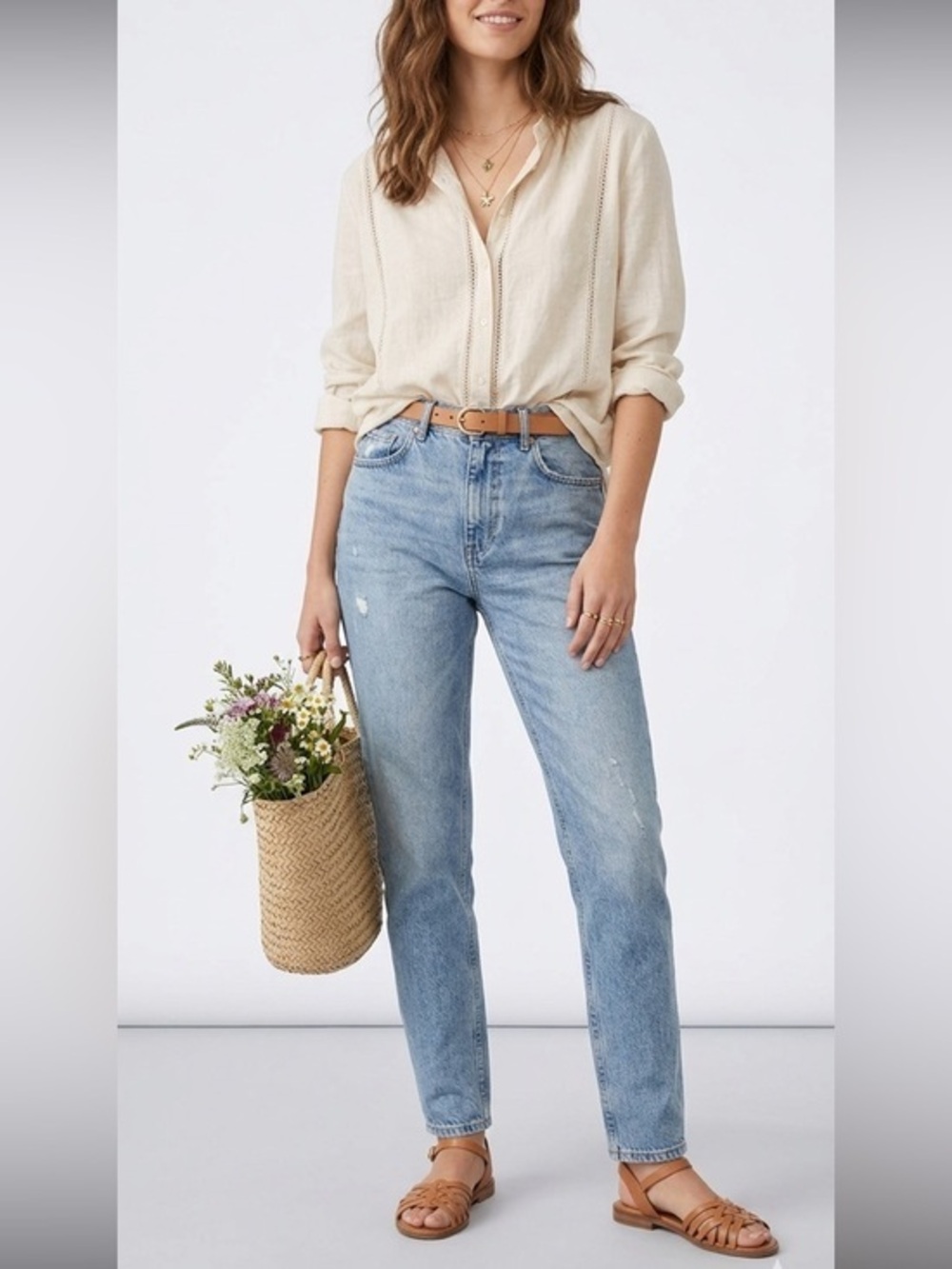 BDG Mom Highrise Blue Jeans Size 27 Cotton